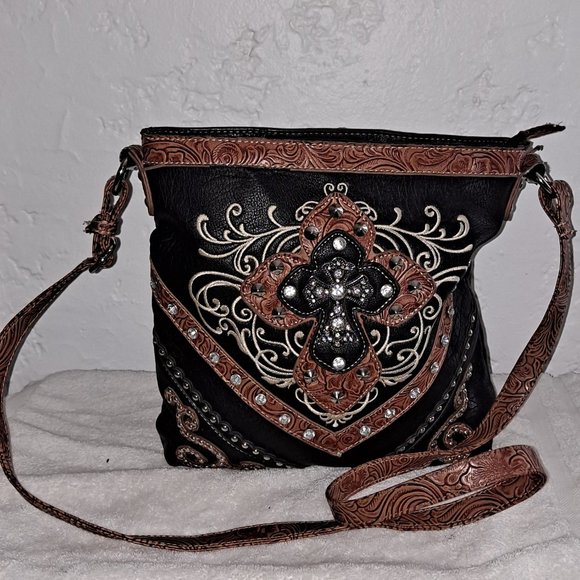 Two Used purses - Picture 2 of 15